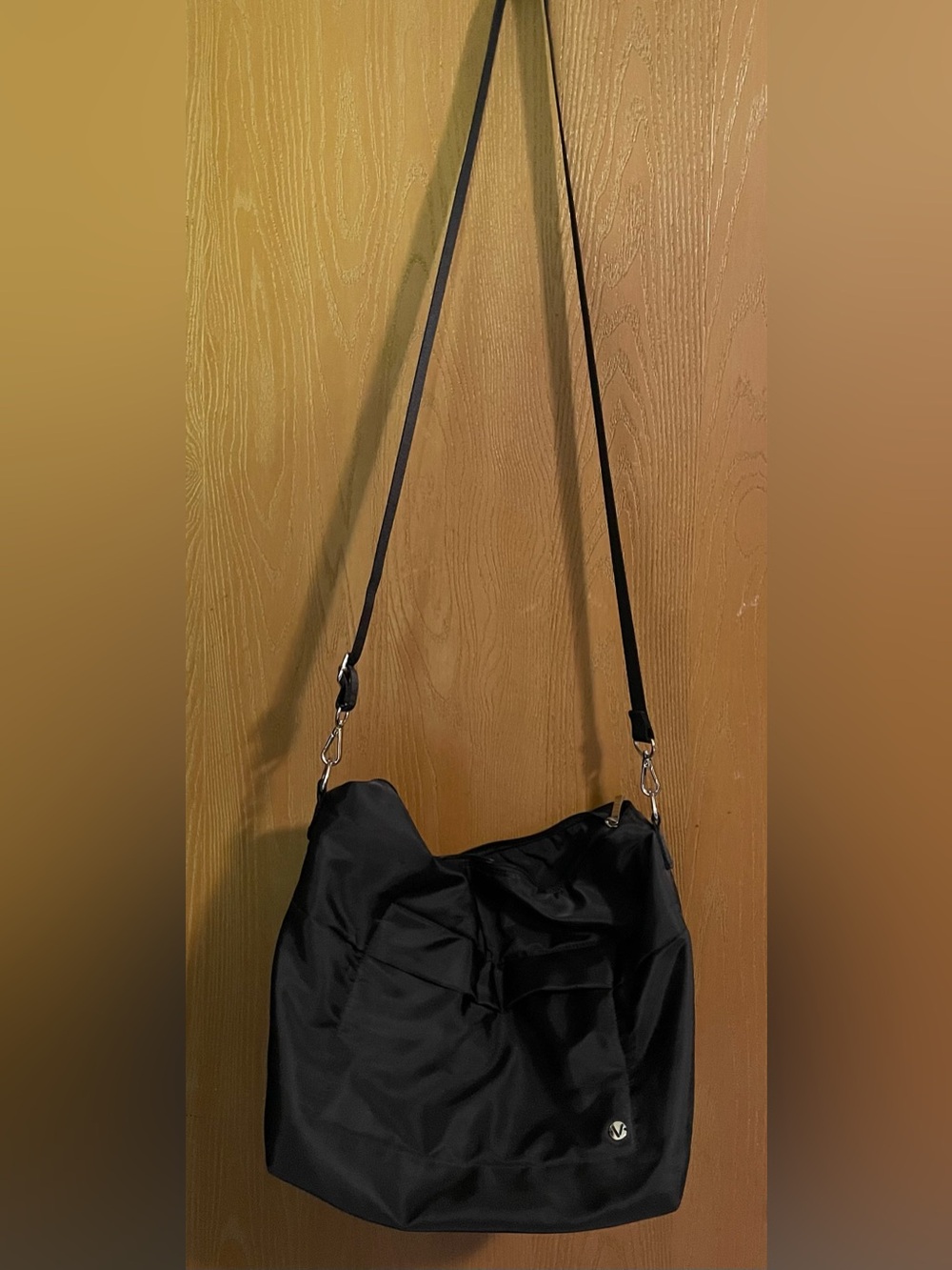 Black Crossbody Shoulder Bag - Sleek Everyday Tote